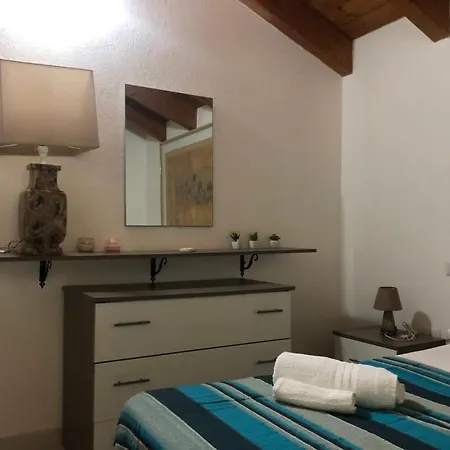 Apartamento Cagliari Elmas Airport Beautiful Mansarda Assemini