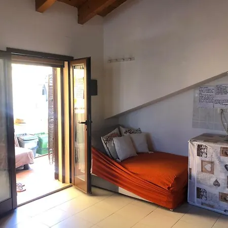 Cagliari Elmas Airport Beautiful Mansarda Apartment *